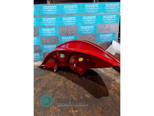 Gebruikte Achterlicht links Opel Tigra Twin Top 1.4 16V Prijs op aanvraag aangeboden door "Altijd Raak" Penders