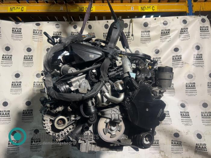 Motor van een Mercedes-Benz CLS (C218) 350 CDI BlueTEC 3.0 V6 24V 2017