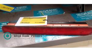 Gebruikte Extra Remlicht midden Peugeot 307 (3A/C/D) 1.6 HDi 16V Prijs op aanvraag aangeboden door "Altijd Raak" Penders