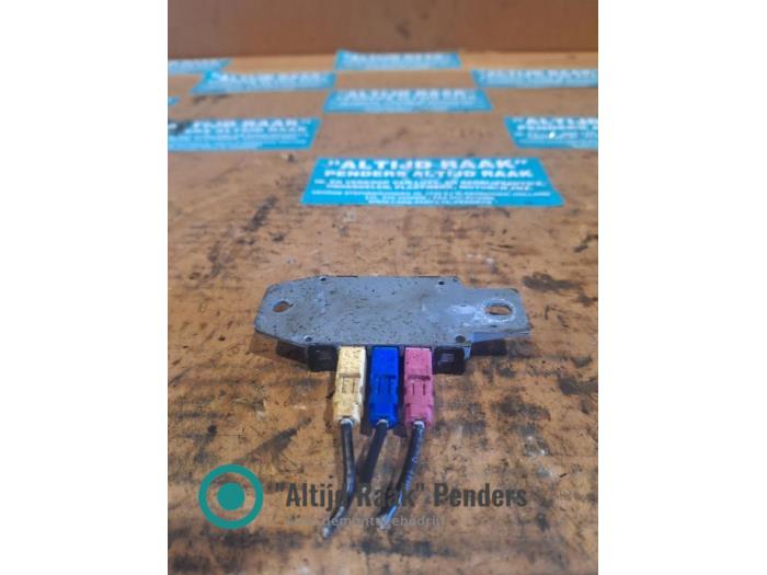 Antenne van een Jaguar XF (X260)  2015