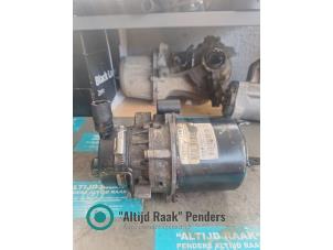 Gebruikte Stuurpomp Austin Mini Open (R52) 1.6 16V Cooper S Prijs op aanvraag aangeboden door "Altijd Raak" Penders