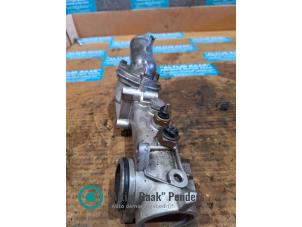 Gebruikte Thermostaathuis Mercedes V (638.2) V-230 2.3 16V Prijs op aanvraag aangeboden door "Altijd Raak" Penders