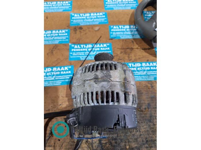 Gebruikte Alternator Volkswagen Sharan (7M8/M9/M6) 2.0 Prijs op aanvraag aangeboden door "Altijd Raak" Penders
