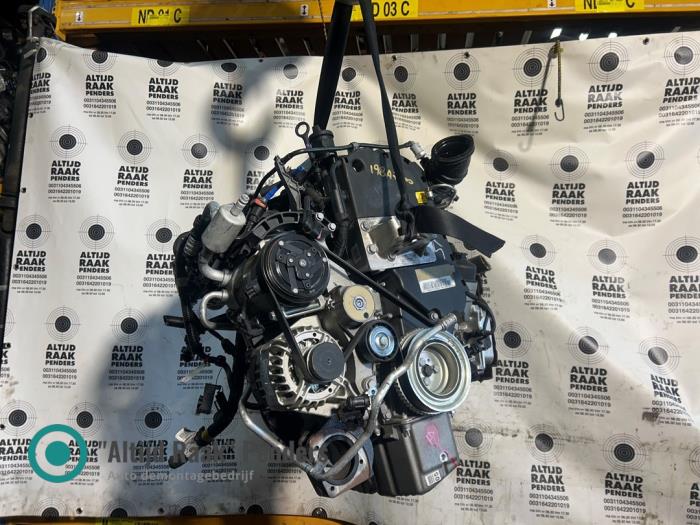 Motor van een Fiat Bravo (198A) 1.4 MultiAir 16V 2014