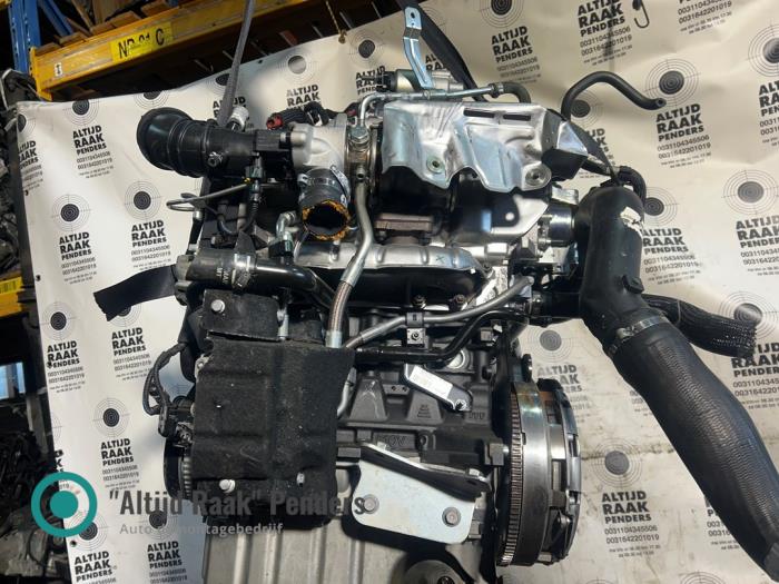 Motor van een Fiat Bravo (198A) 1.4 MultiAir 16V 2014