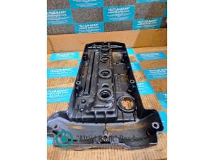 Gebruikte Kleppendeksel Mercedes 190 (W201) 2.3 E 16V Kat. Prijs op aanvraag aangeboden door "Altijd Raak" Penders