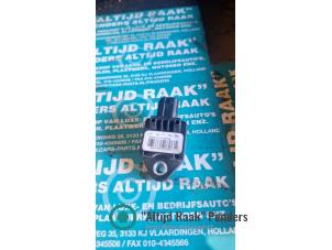 Gebruikte Airbag Sensor Alfa Romeo Spider (939) 2.4 JTDM 20V Prijs op aanvraag aangeboden door "Altijd Raak" Penders