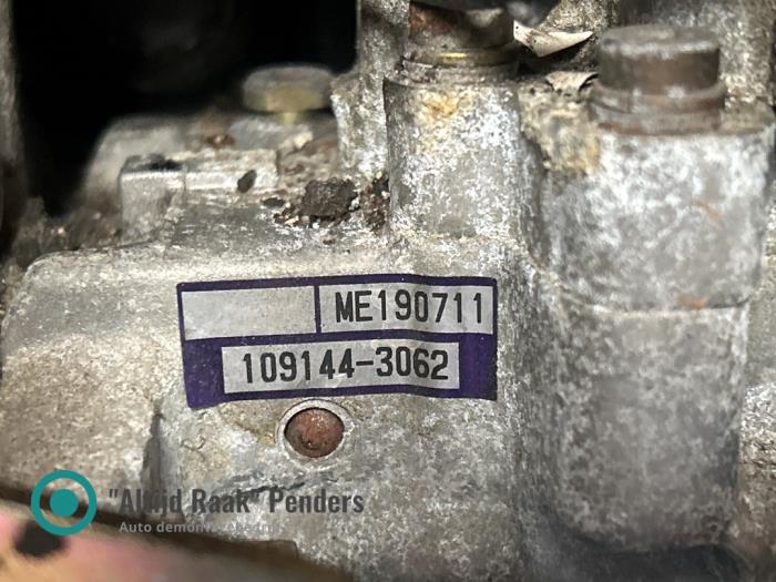 Gebruikte Tank element Pomp Mitsubishi Pajero Hardtop (V8/9) 3.2 DI-D 16V Prijs op aanvraag aangeboden door "Altijd Raak" Penders
