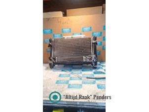 Gebruikte Radiateur Mercedes A (W169) 1.5 A-150 3-Drs. Prijs op aanvraag aangeboden door "Altijd Raak" Penders