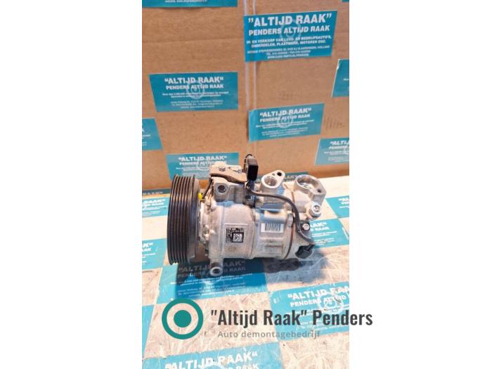 Aircopomp van een Audi A6 (C7) 3.0 V6 24V TFSI Quattro 2016