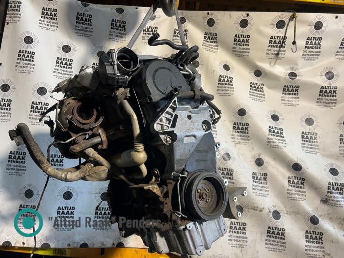 Gebruikte Motor Volkswagen Caddy Combi III (2KB,2KJ) 1.9 TDI Prijs op aanvraag aangeboden door "Altijd Raak" Penders