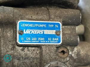 Gebruikte Servopomp Mercedes G (463) 300 GE Prijs op aanvraag aangeboden door "Altijd Raak" Penders