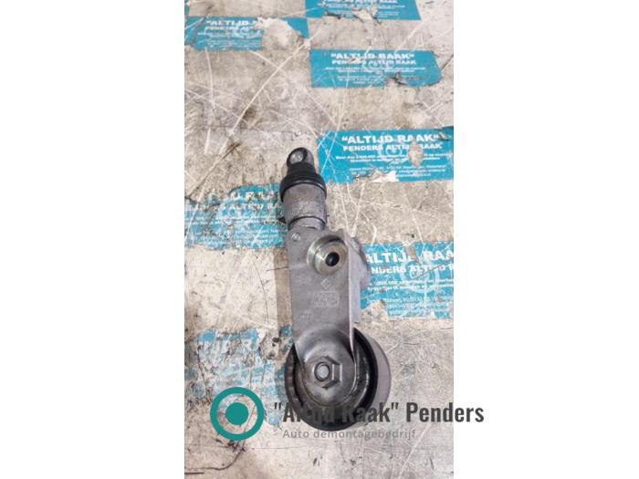 Gebruikte Spanner multiriem Renault Trafic Passenger (1JL/2JL/3JL/4JL) 2.0 dCi 16V 120 Prijs op aanvraag aangeboden door "Altijd Raak" Penders