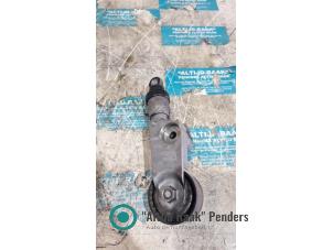 Gebruikte Spanner multiriem Renault Trafic Passenger (1JL/2JL/3JL/4JL) 2.0 dCi 16V 120 Prijs op aanvraag aangeboden door "Altijd Raak" Penders