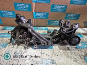 Gebruikte Brandstofpomp Mechanisch Volkswagen Multivan T5 (7E/7HC/7HF/7HM) 2.0 TDI 16V Prijs op aanvraag aangeboden door "Altijd Raak" Penders