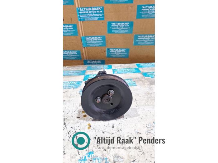 Gebruikte Pomp Servo Mercedes Sprinter 3t (903) 310D Prijs op aanvraag aangeboden door "Altijd Raak" Penders