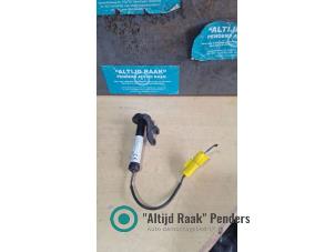 Gebruikte Popup Systeem Motorkap BMW X1 (F48) xDrive 18d 2.0 16V Prijs op aanvraag aangeboden door "Altijd Raak" Penders