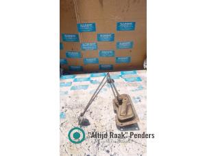 Gebruikte Ruitenwismotor + Mechaniek Suzuki Alto (SB308) Prijs op aanvraag aangeboden door "Altijd Raak" Penders