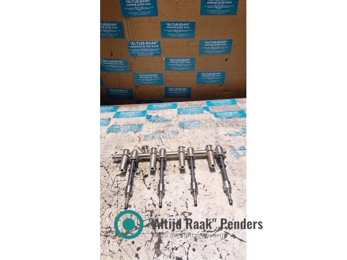 Gebruikte Injector brug Jeep Cherokee (KL) 2.0 T-GDI 16V 4x2 Prijs € 192,39 Inclusief btw aangeboden door "Altijd Raak" Penders