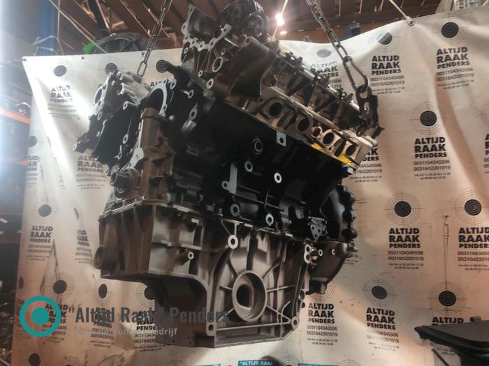 Motor van een Land Rover Range Rover Sport (LW) 4.4 SDV8 32V 2020