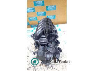 Gebruikte Inlaatspruitstuk Volkswagen Eos (1F7/F8) 2.0 FSI 16V Prijs op aanvraag aangeboden door "Altijd Raak" Penders