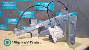 Gebruikte Raammechaniek 2Deurs rechts-achter Mitsubishi Colt CZC 1.5 16V Prijs op aanvraag aangeboden door "Altijd Raak" Penders