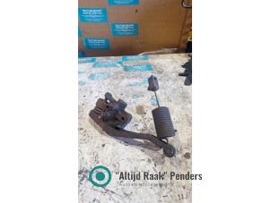 Gebruikte Rempedaal Ford Transit/FT 2.5 D Prijs op aanvraag aangeboden door "Altijd Raak" Penders