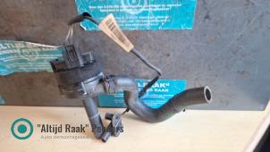 Gebruikte Waterpomp Mercedes S (W221) 5.5 S-550 32V 4-Matic Prijs op aanvraag aangeboden door "Altijd Raak" Penders