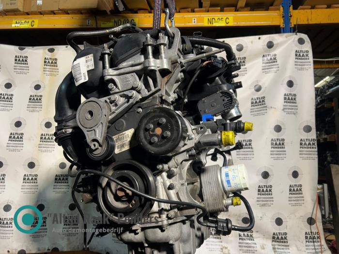 Gebruikte Cilinderkop Volvo V60 I (FW/GW) 1.6 T3 16V Prijs op aanvraag aangeboden door "Altijd Raak" Penders