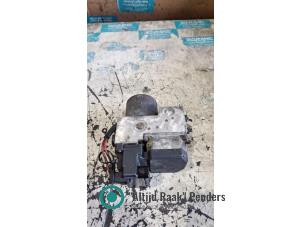 Gebruikte ABS Pomp Volkswagen Passat Variant (3B6) 1.8 Turbo 20V Prijs op aanvraag aangeboden door "Altijd Raak" Penders