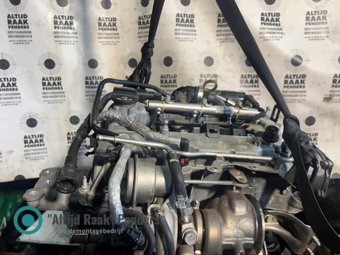 Motor Opel Corsa E, 2014 1.0 SIDI Turbo 12V, Hatchback, Benzine, 999cc, 66kW (90pk), FWD, B10XFT, 2014-09 (Gebruikt)