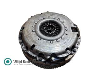 Gebruikte Dubbele massa vliegwiel Ford Transit Custom 2.0 TDCi 16V Eco Blue 130 Prijs op aanvraag aangeboden door "Altijd Raak" Penders