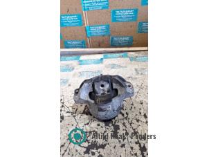 Gebruikte Motorsteun Porsche Panamera (971G) 2.9 V6 24V 4 E-Hybrid Prijs op aanvraag aangeboden door "Altijd Raak" Penders