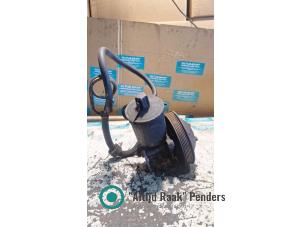 Gebruikte Pomp Servo Mercedes 190 (W201) 2.3 E 16V Prijs op aanvraag aangeboden door "Altijd Raak" Penders