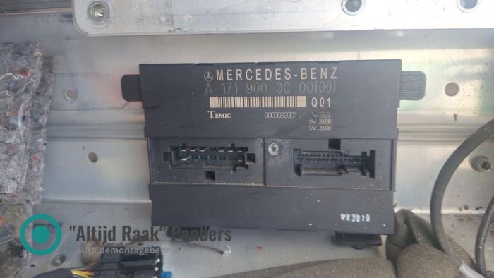 Gebruikte Cabriokap computer Mercedes SLK (R171) 1.8 200 K 16V Prijs op aanvraag aangeboden door "Altijd Raak" Penders