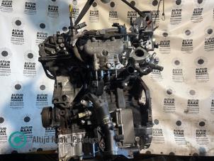 Gebruikte Drijfstang Renault Trafic Passenger (1JL/2JL/3JL/4JL) 2.0 dCi 16V 170 Prijs op aanvraag aangeboden door "Altijd Raak" Penders