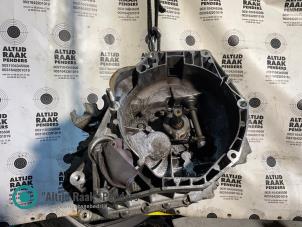 Gebruikte Versnellingsbak Fiat Doblo Cargo (263) 1.3 D Multijet Prijs op aanvraag aangeboden door "Altijd Raak" Penders