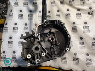 Gebruikte Versnellingsbak Opel Combo 1.3 CDTI 16V ecoFlex Prijs op aanvraag aangeboden door "Altijd Raak" Penders