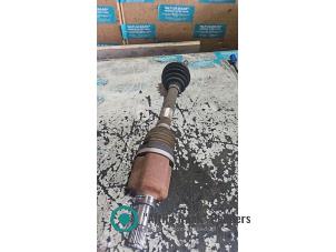 Gebruikte Cardanas links-voor (VWA) Ford Transit Connect (PJ2) 1.6 TDCi 16V 95 Prijs op aanvraag aangeboden door "Altijd Raak" Penders