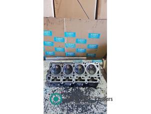 Gebruikte Cilinderkop Dodge Ram 2500 (DR/DH/D1/DC/DM) 5.7 V8 Hemi 4x2 Prijs op aanvraag aangeboden door "Altijd Raak" Penders