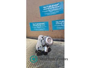 Gebruikte Hogedrukpomp BMW 1 serie (E81) 116i 2.0 16V Prijs op aanvraag aangeboden door "Altijd Raak" Penders