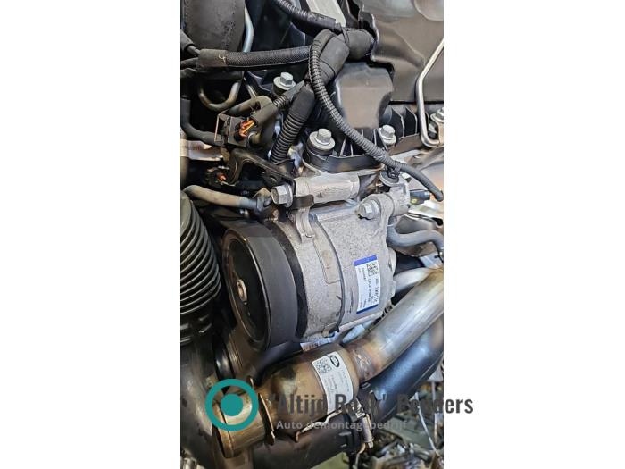 Gebruikte Pomp Servo Landrover Range Rover IV (LG) 4.4 SDV8 32V Prijs op aanvraag aangeboden door "Altijd Raak" Penders
