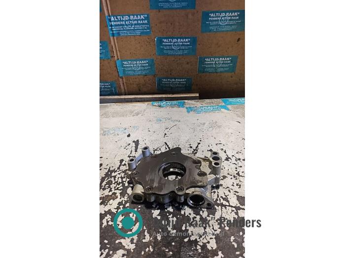 Gebruikte Oliepomp Dodge Ram 2500 (DR/DH/D1/DC/DM) 5.7 V8 Hemi 4x2 Prijs op aanvraag aangeboden door "Altijd Raak" Penders