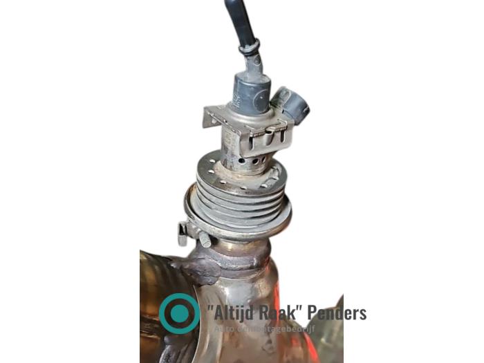 Gebruikte Injector adblue Landrover Range Rover IV (LG) 4.4 SDV8 32V Prijs op aanvraag aangeboden door "Altijd Raak" Penders