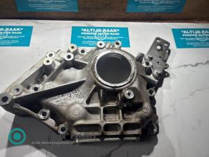 Gebruikte Distributiedeksel Nissan Navara (D40) 3.0 dCi V6 24V DPF 4x4 Prijs op aanvraag aangeboden door "Altijd Raak" Penders