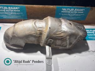 Gebruikte Hitteschild uitlaat Nissan Navara (D40) 3.0 dCi V6 24V DPF 4x4 Prijs op aanvraag aangeboden door "Altijd Raak" Penders