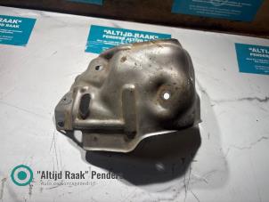 Gebruikte Hitteschild uitlaat Nissan Navara (D40) 3.0 dCi V6 24V DPF 4x4 Prijs op aanvraag aangeboden door "Altijd Raak" Penders