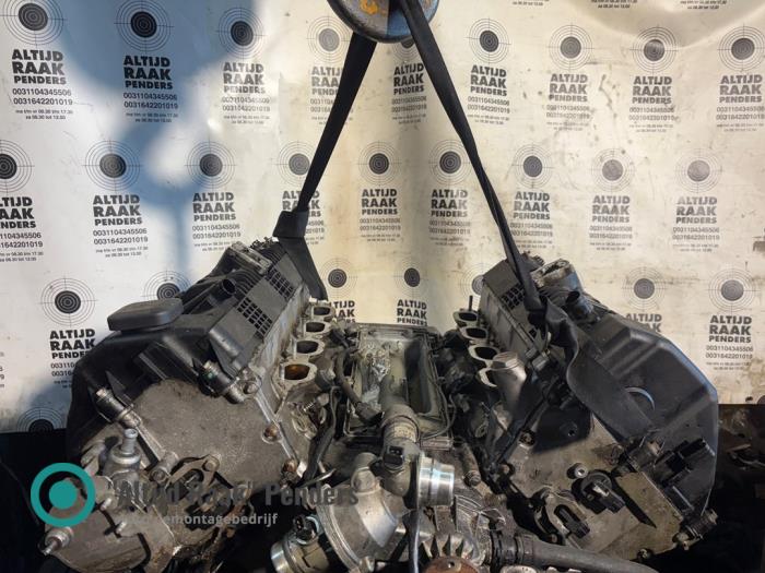 Gebruikte Poelie Krukas BMW 7 serie (E65/E66/E67) 745 LiS 4.4 V8 32V Prijs op aanvraag aangeboden door "Altijd Raak" Penders