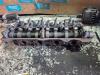 Cilinderkop van een Toyota Land Cruiser (J7), 1984 2.4 LX TD, Jeep/SUV, Diesel, 2.446cc, 66kW (90pk), 4x4, 2LT, 1990-01 / 1993-05, LJ70 1984
