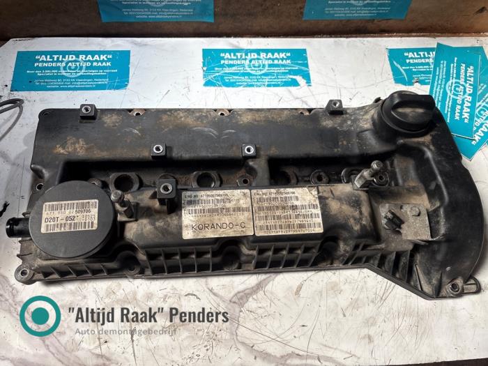 Gebruikte Kleppendeksel Ssang Yong Rodius 2.0 e-200 Xdi 16V 2WD Prijs op aanvraag aangeboden door "Altijd Raak" Penders